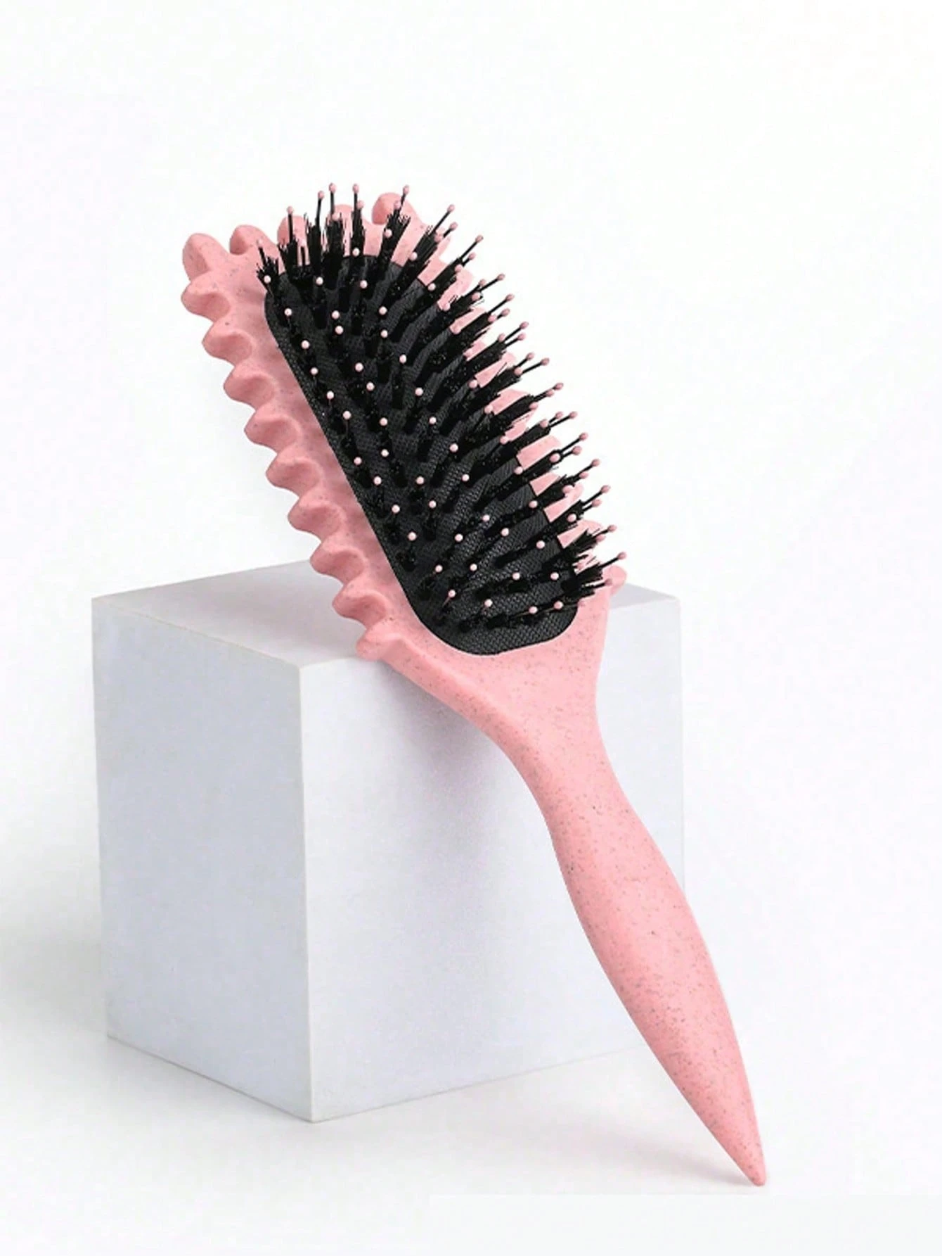 The Curl Brush That Suits Your Curls